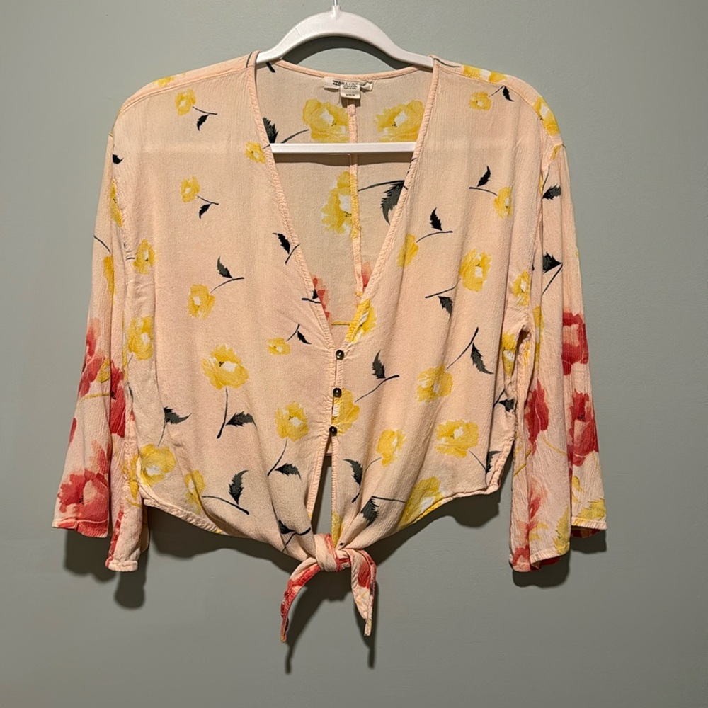 Billabong front tie blouse
